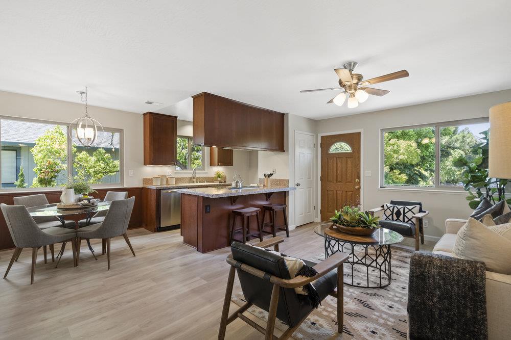 129 E Latimer AVE 4
