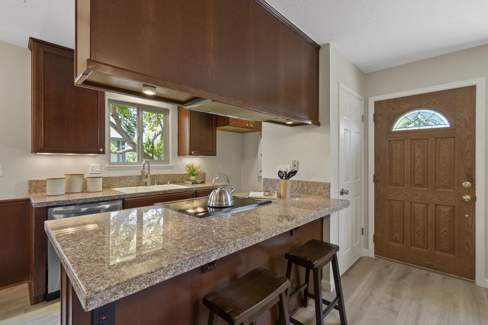 129 E Latimer AVE 4