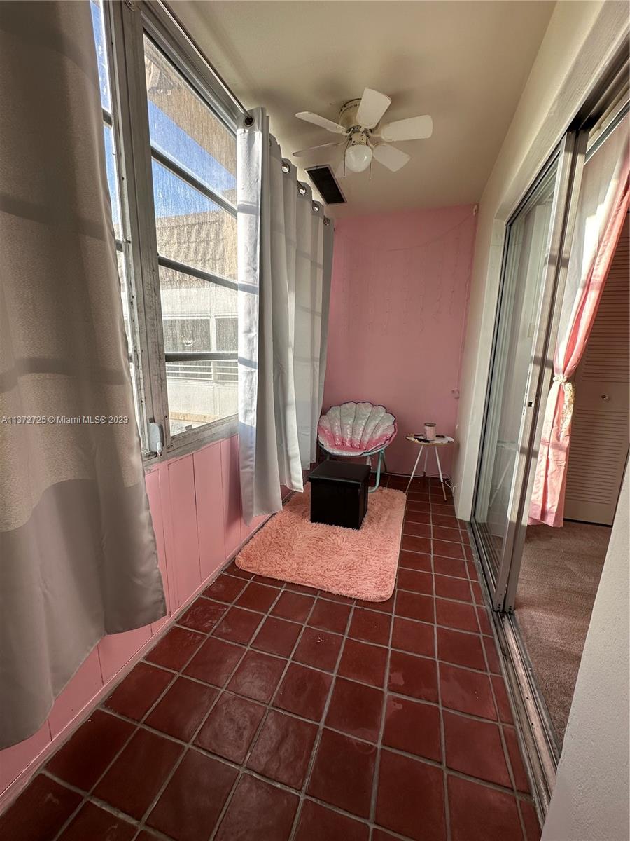 9061 Sunrise Lakes Blvd Unit: 210