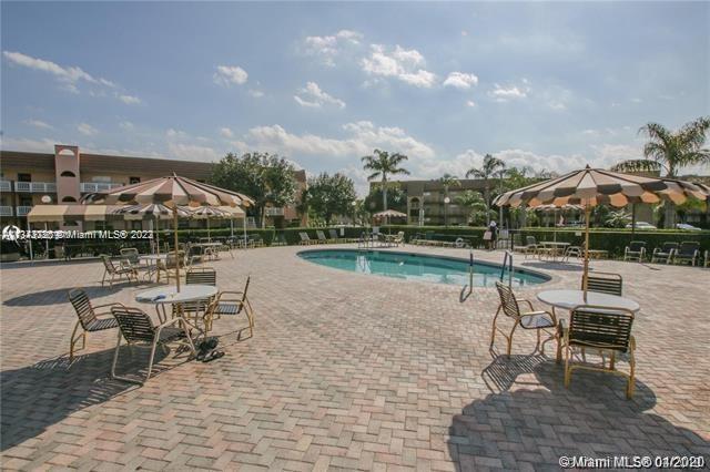 9061 Sunrise Lakes Blvd Unit: 210