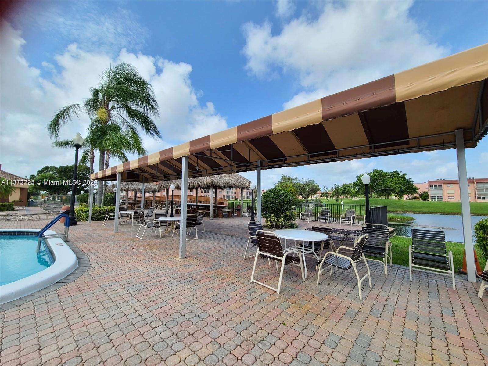 9061 Sunrise Lakes Blvd Unit: 210
