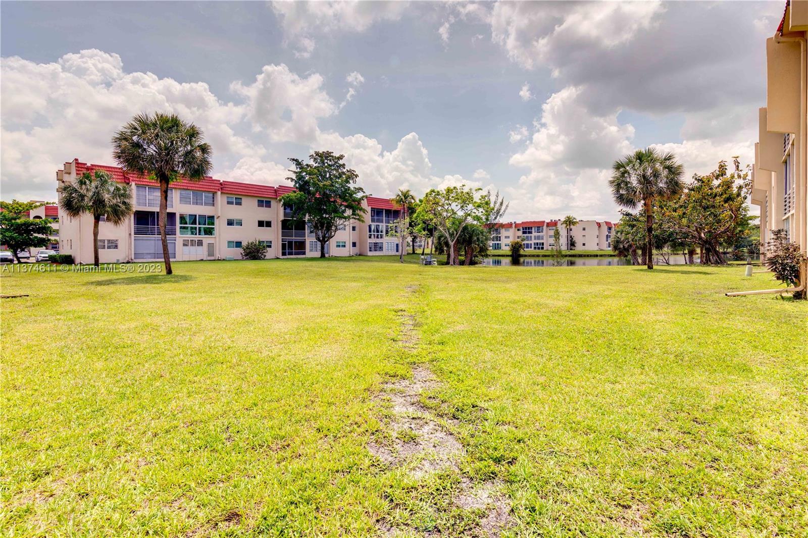 8060 N Sunrise Lakes Dr Unit: 308
