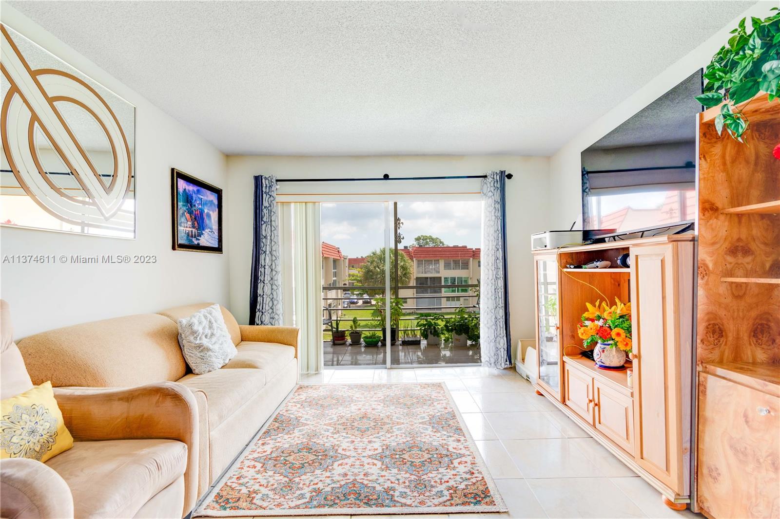 8060 N Sunrise Lakes Dr Unit: 308