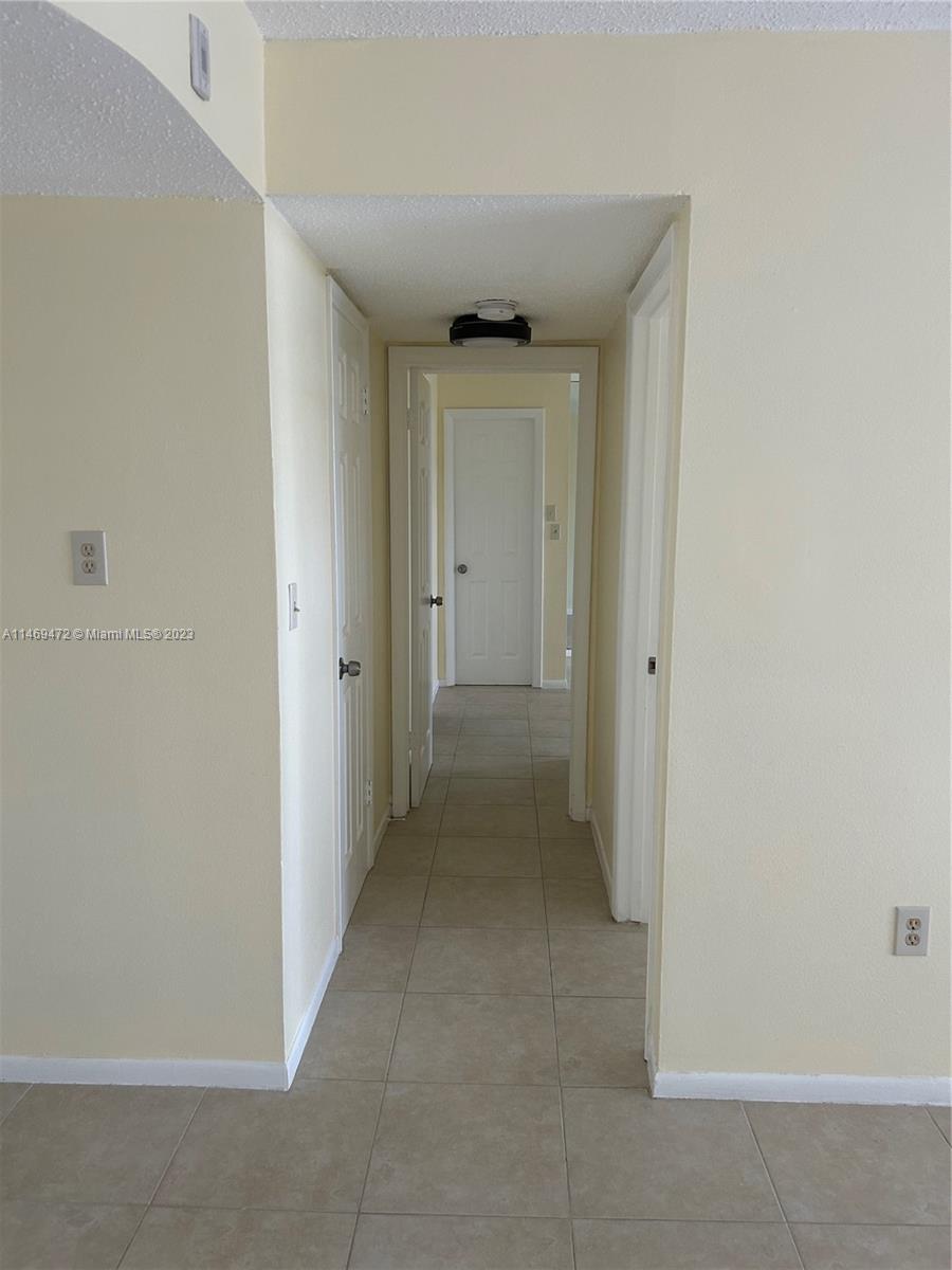 4990 E Sabal Palm Blvd # 305