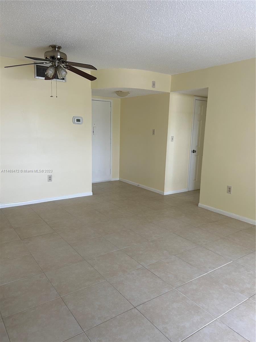 4990 E Sabal Palm Blvd # 305