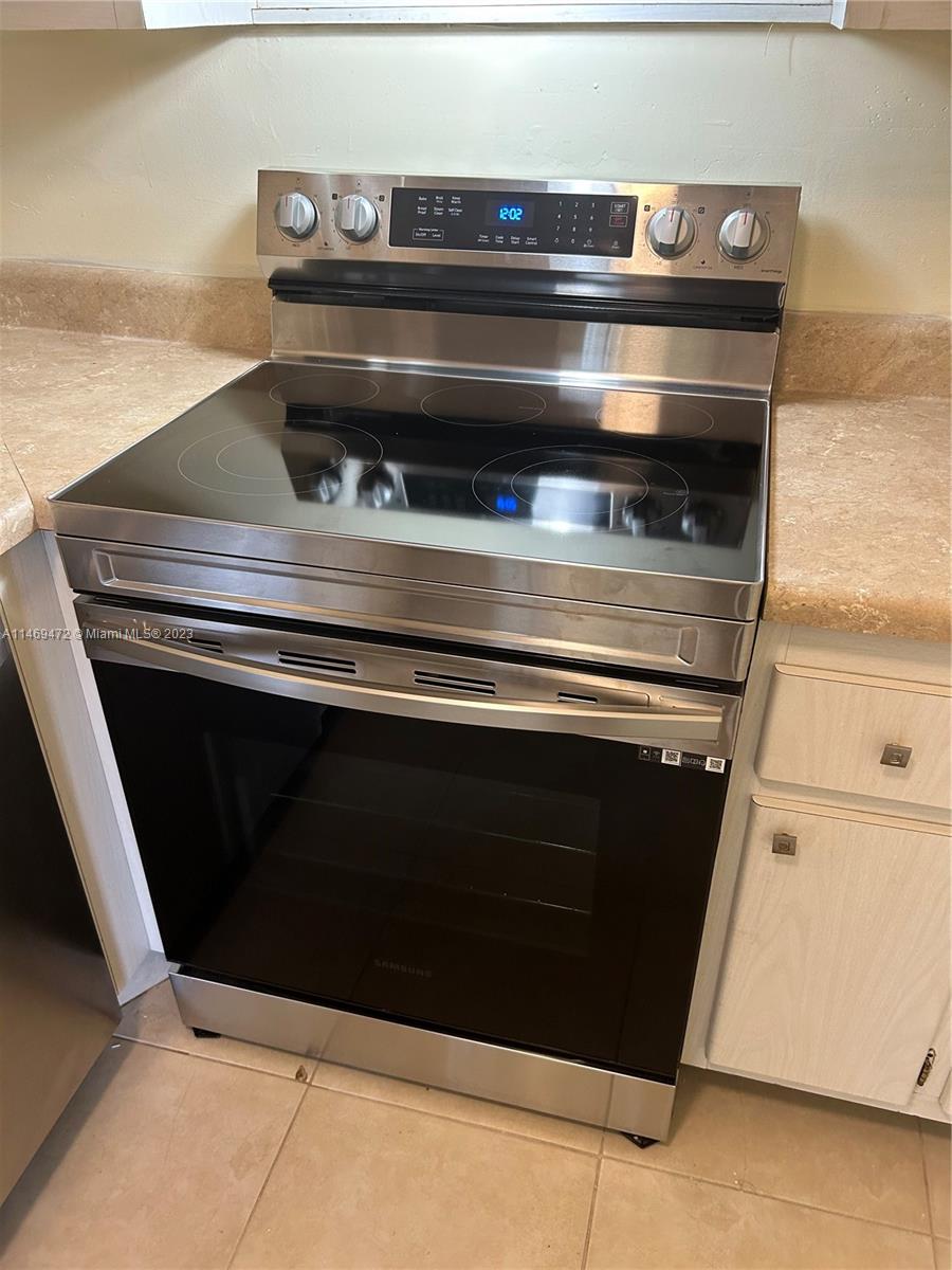 4990 E Sabal Palm Blvd # 305