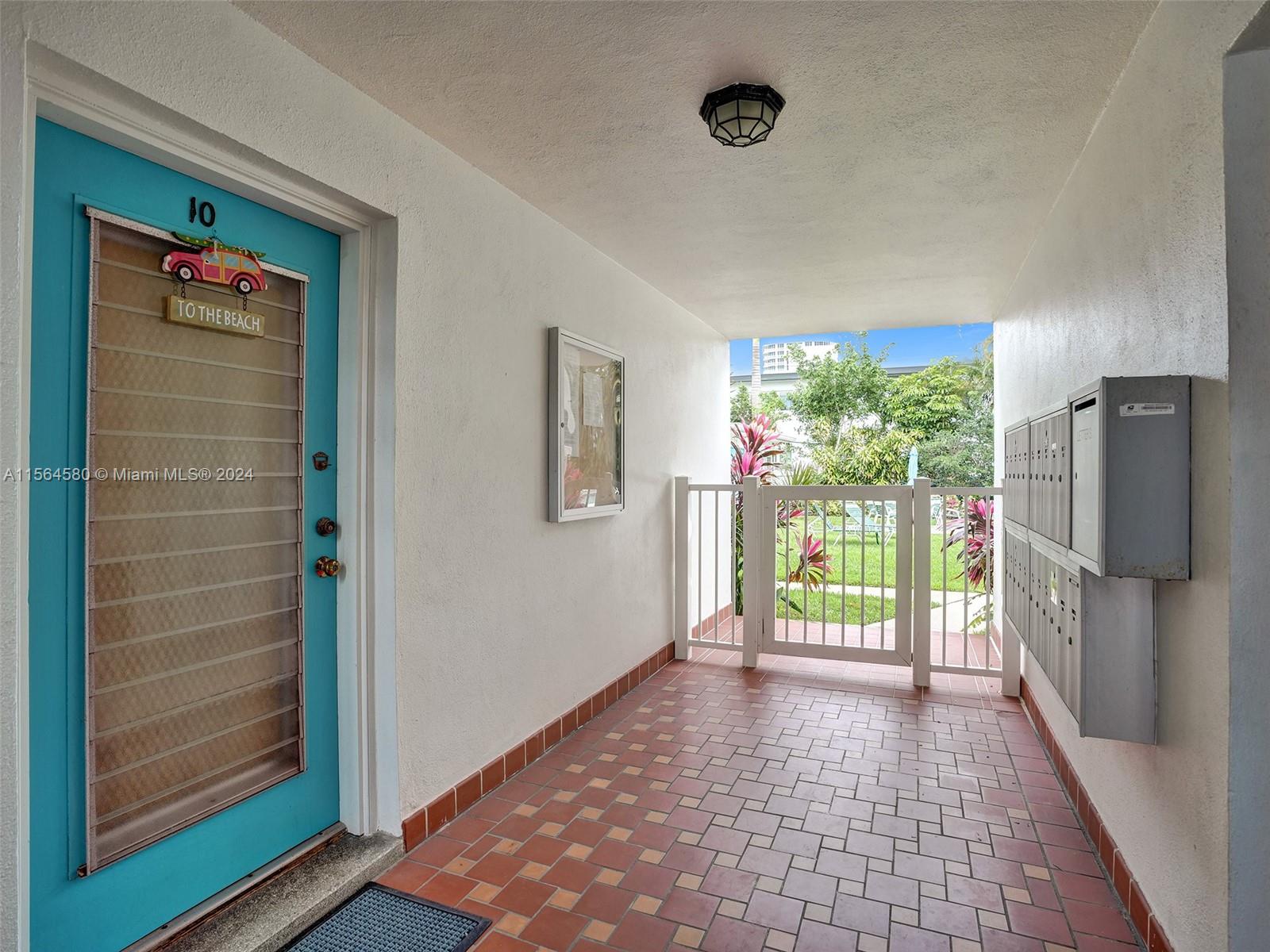 700 Antioch Ave # 10