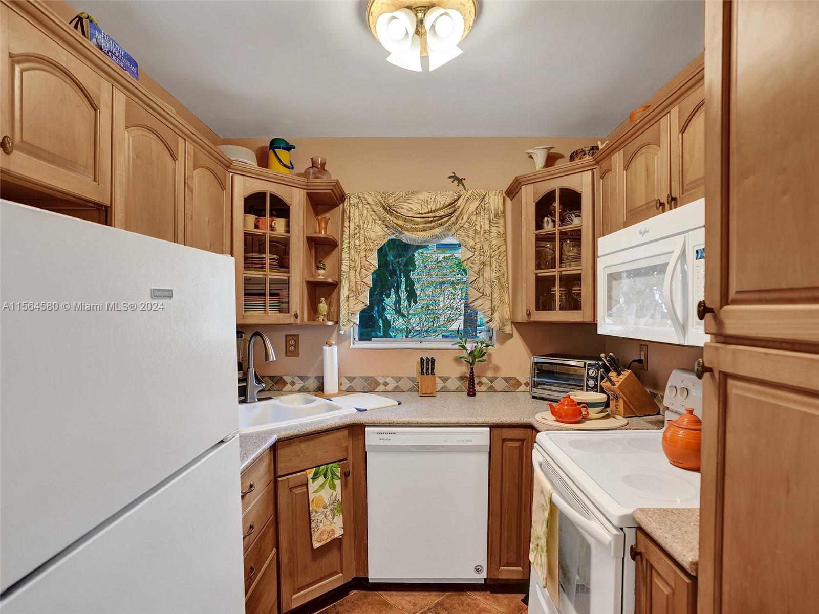 700 Antioch Ave # 10
