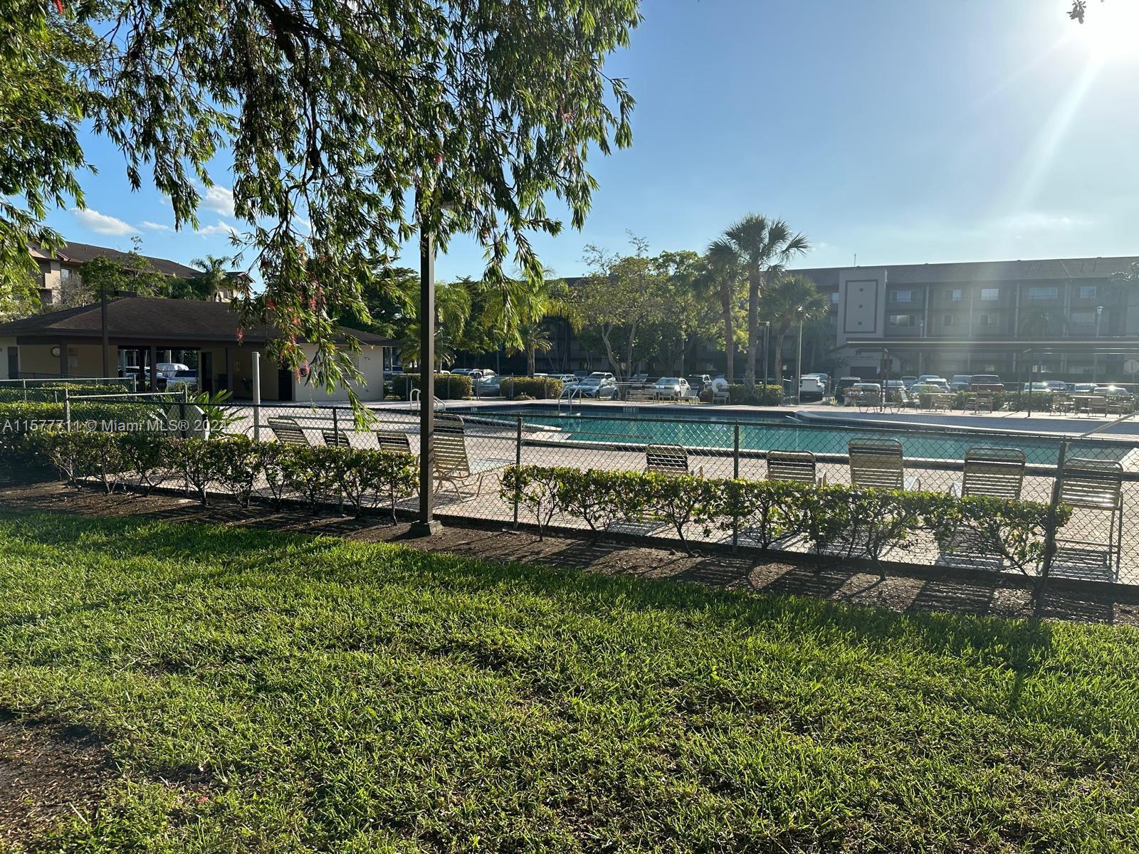 800 SW 137th Ave # 204G
