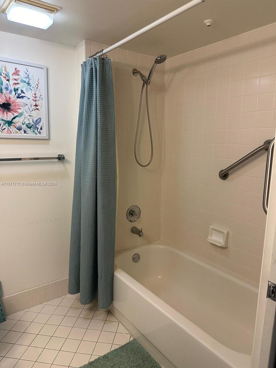 800 SW 137th Ave # 204G