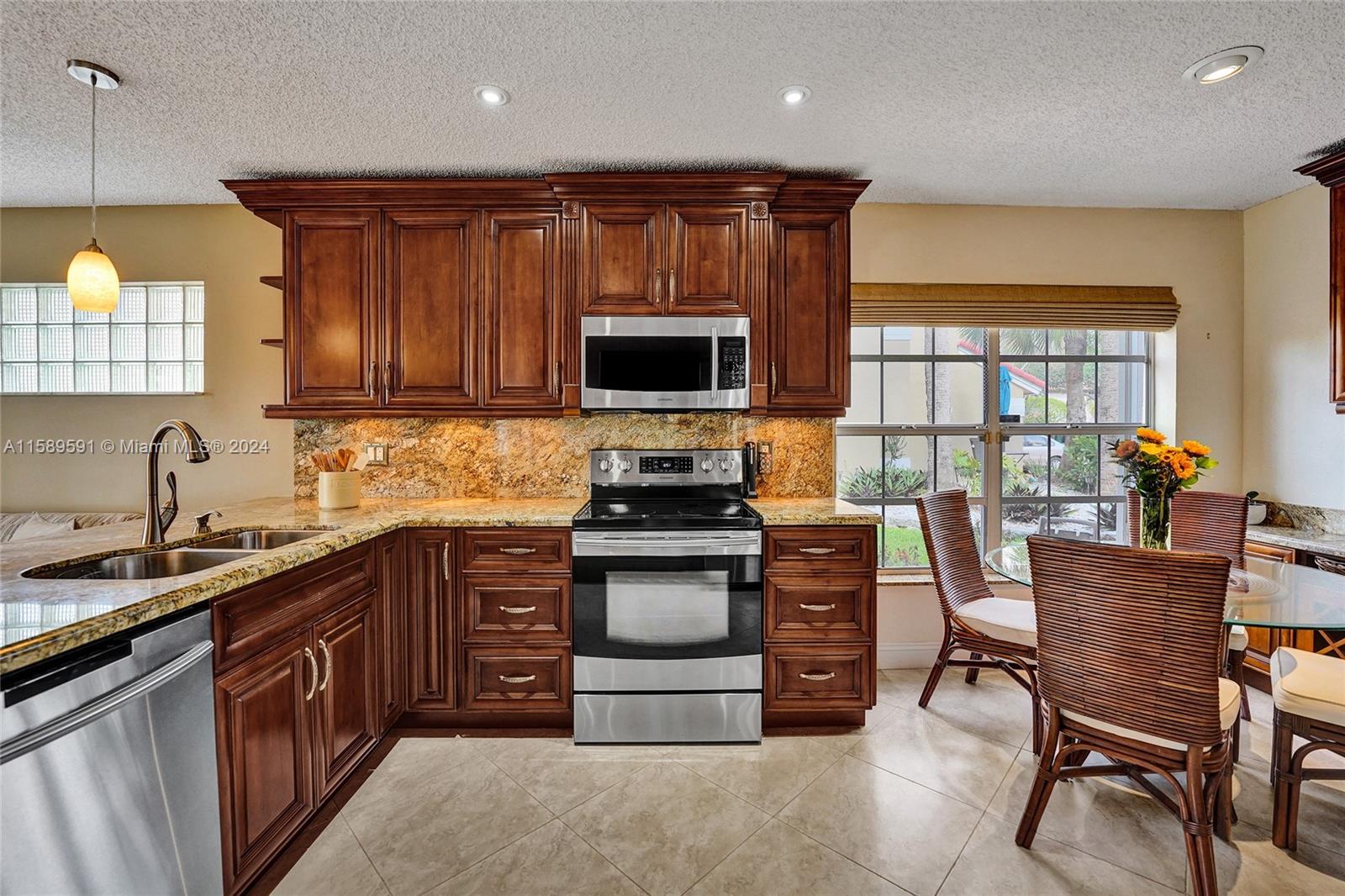 11070 Springfield Pl