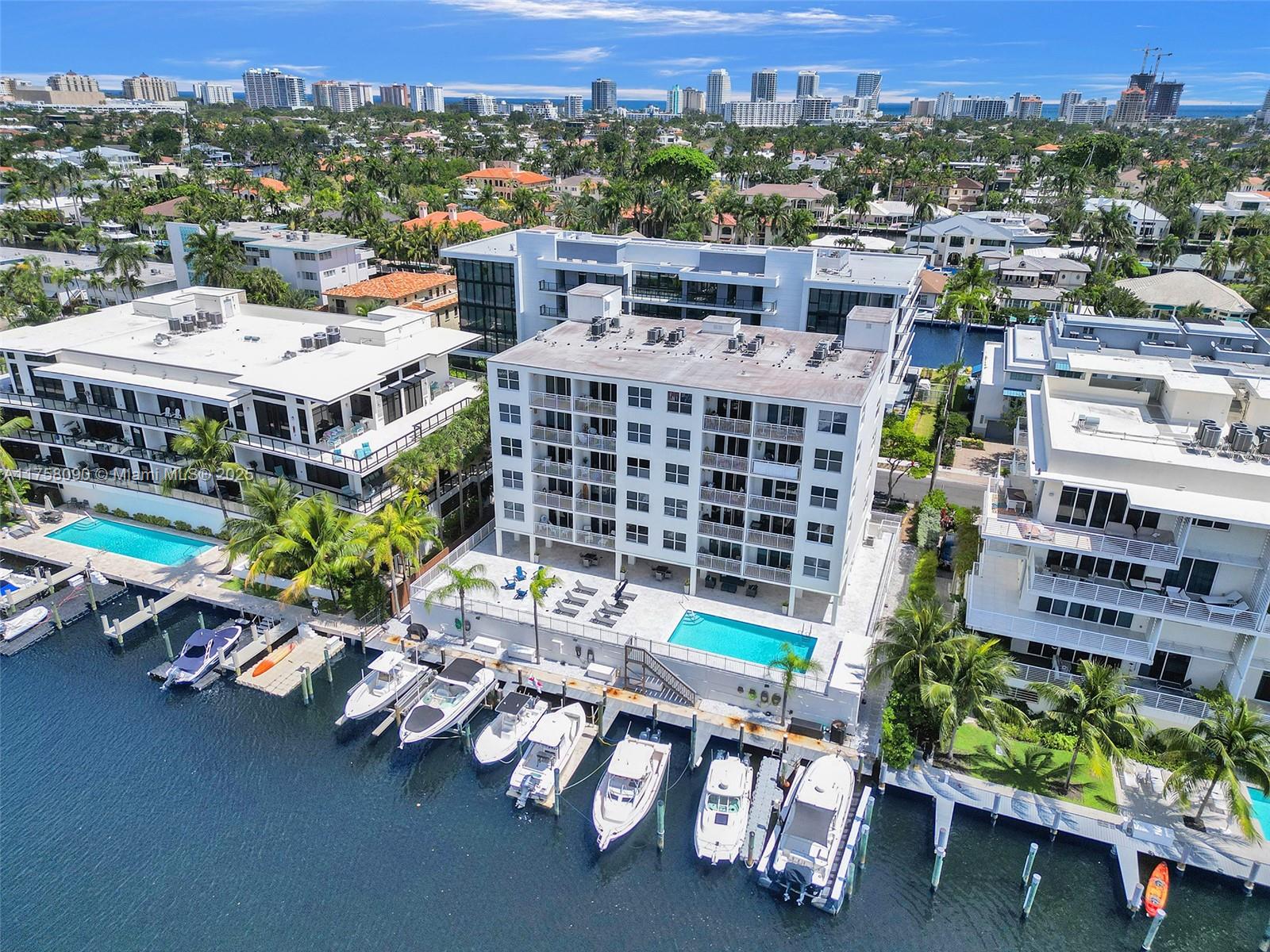 155 Isle Of Venice Dr # 502