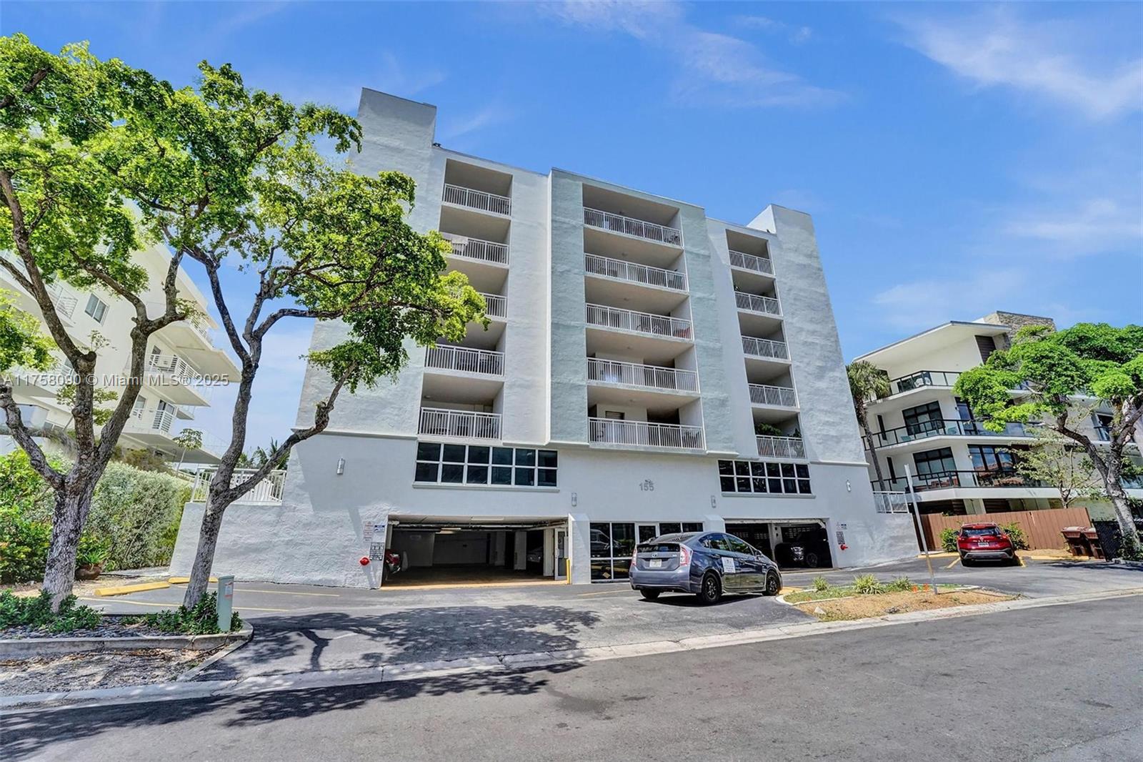 155 Isle Of Venice Dr # 502