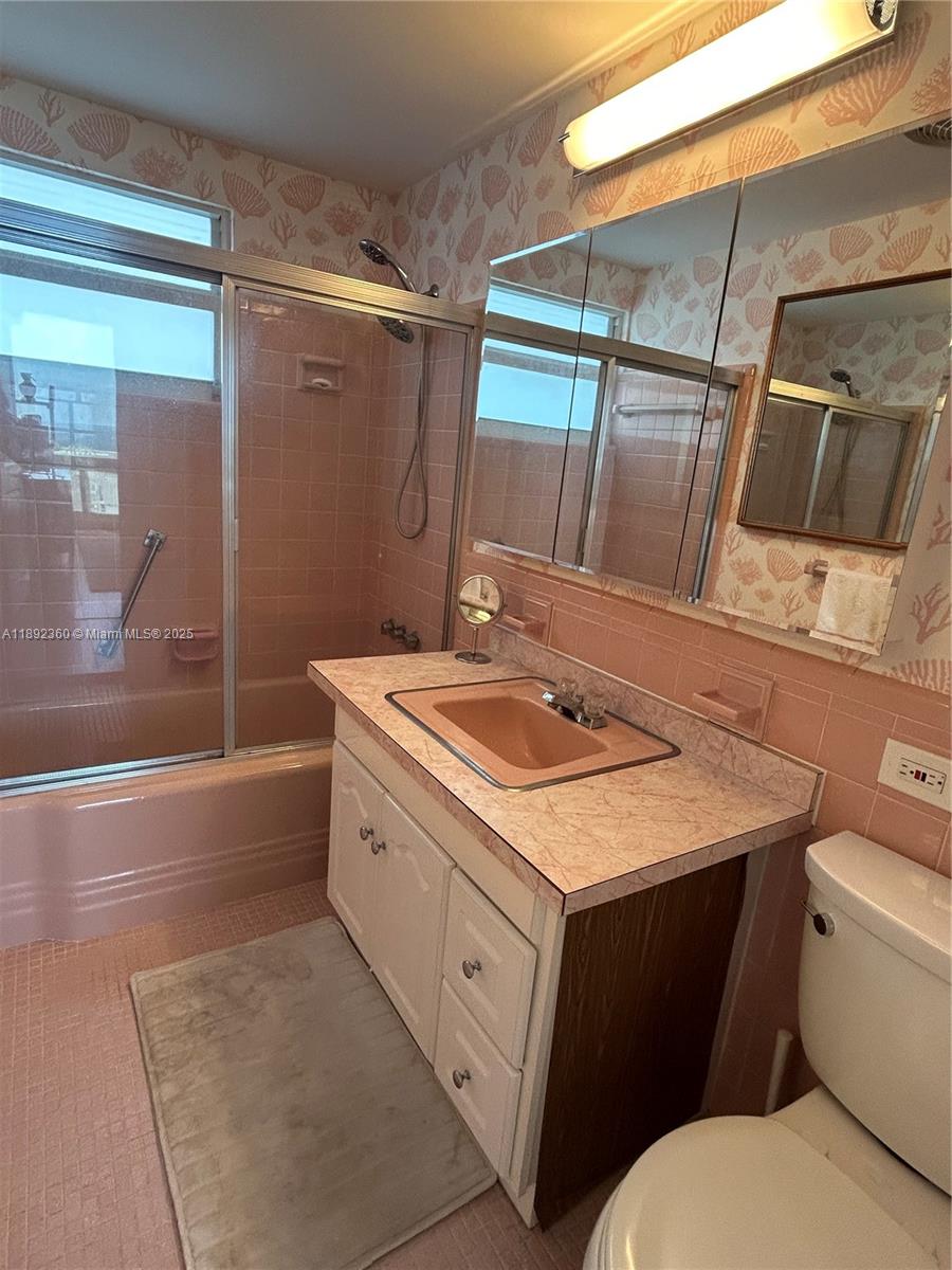 2840 N Ocean Blvd # 1008