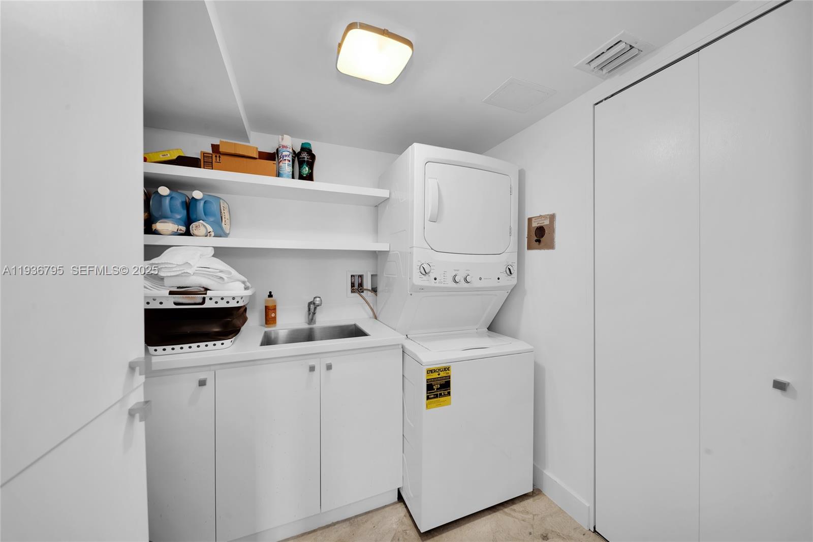 1 N Fort Lauderdale Beach Blvd Unit: 1906