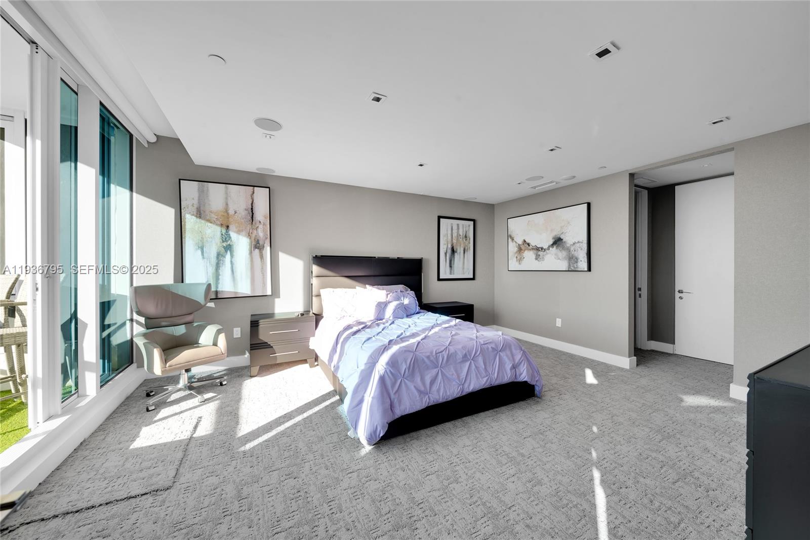 1 N Fort Lauderdale Beach Blvd Unit: 1906