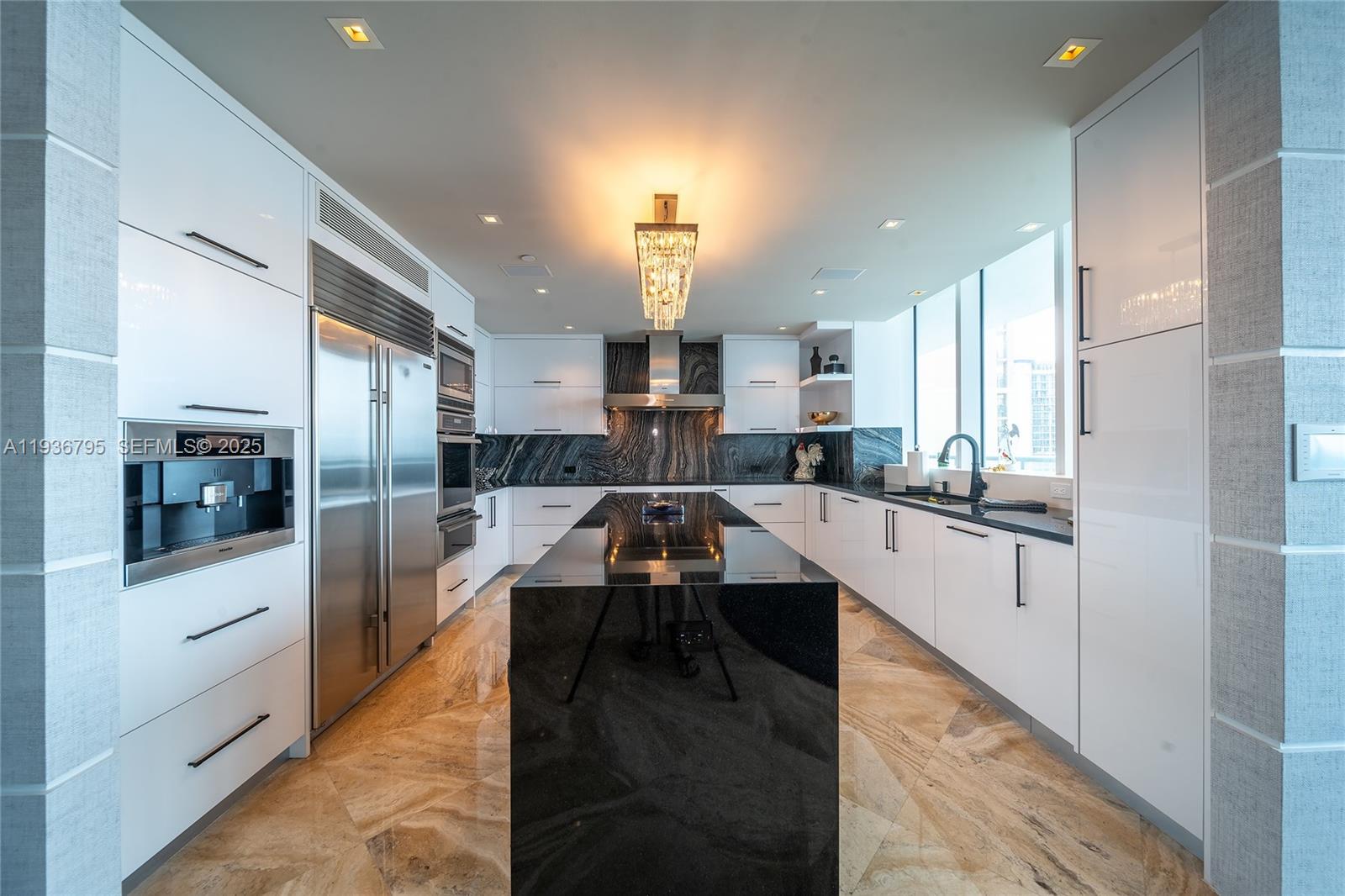 1 N Fort Lauderdale Beach Blvd Unit: 1906