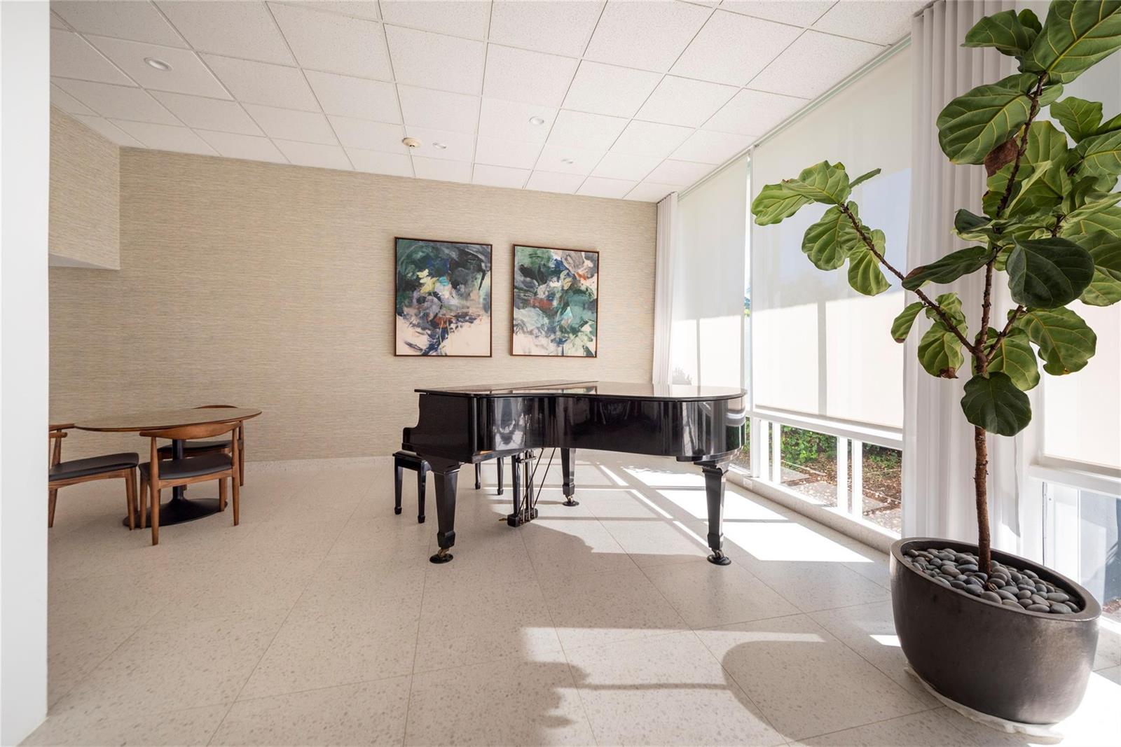 2840 N Ocean Boulevard # 407
