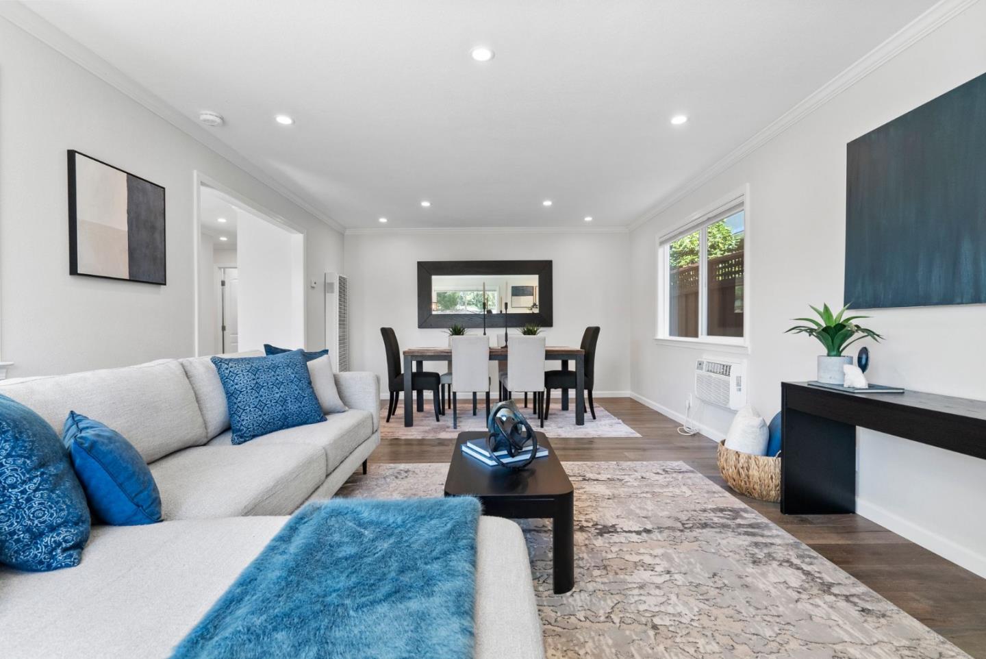 252 Edgehill DR