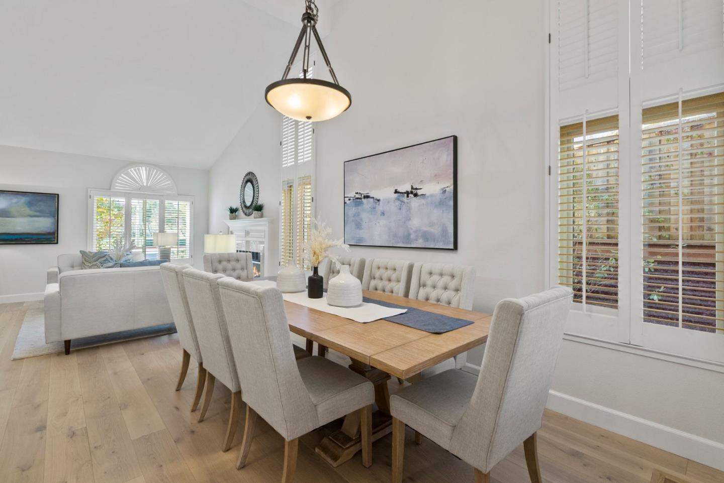 205 Aberdeen DR