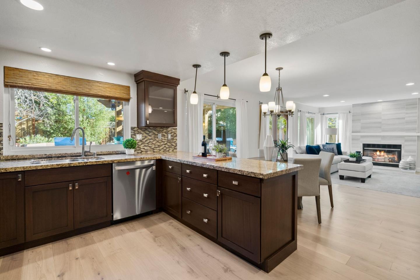 205 Aberdeen DR