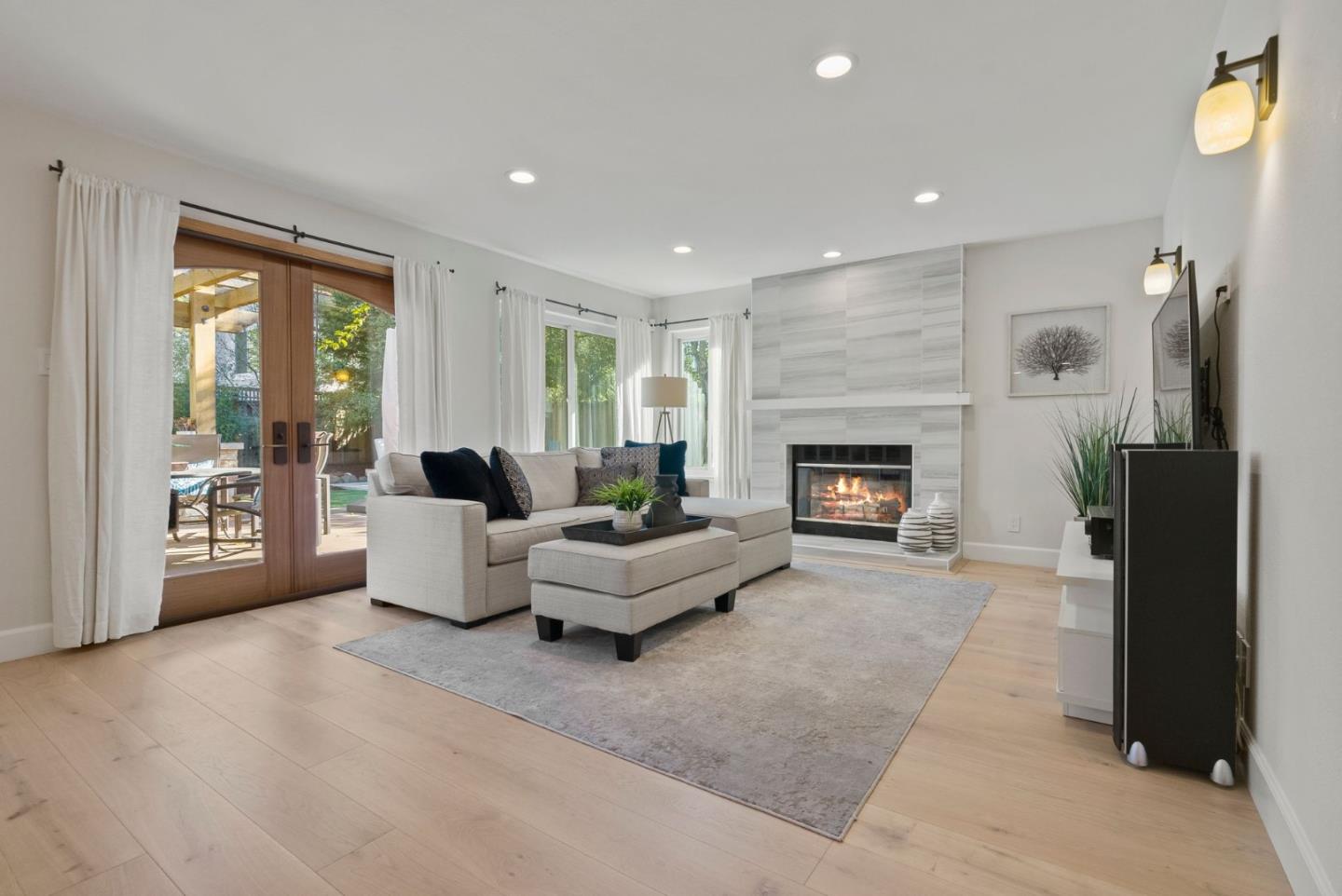 205 Aberdeen DR