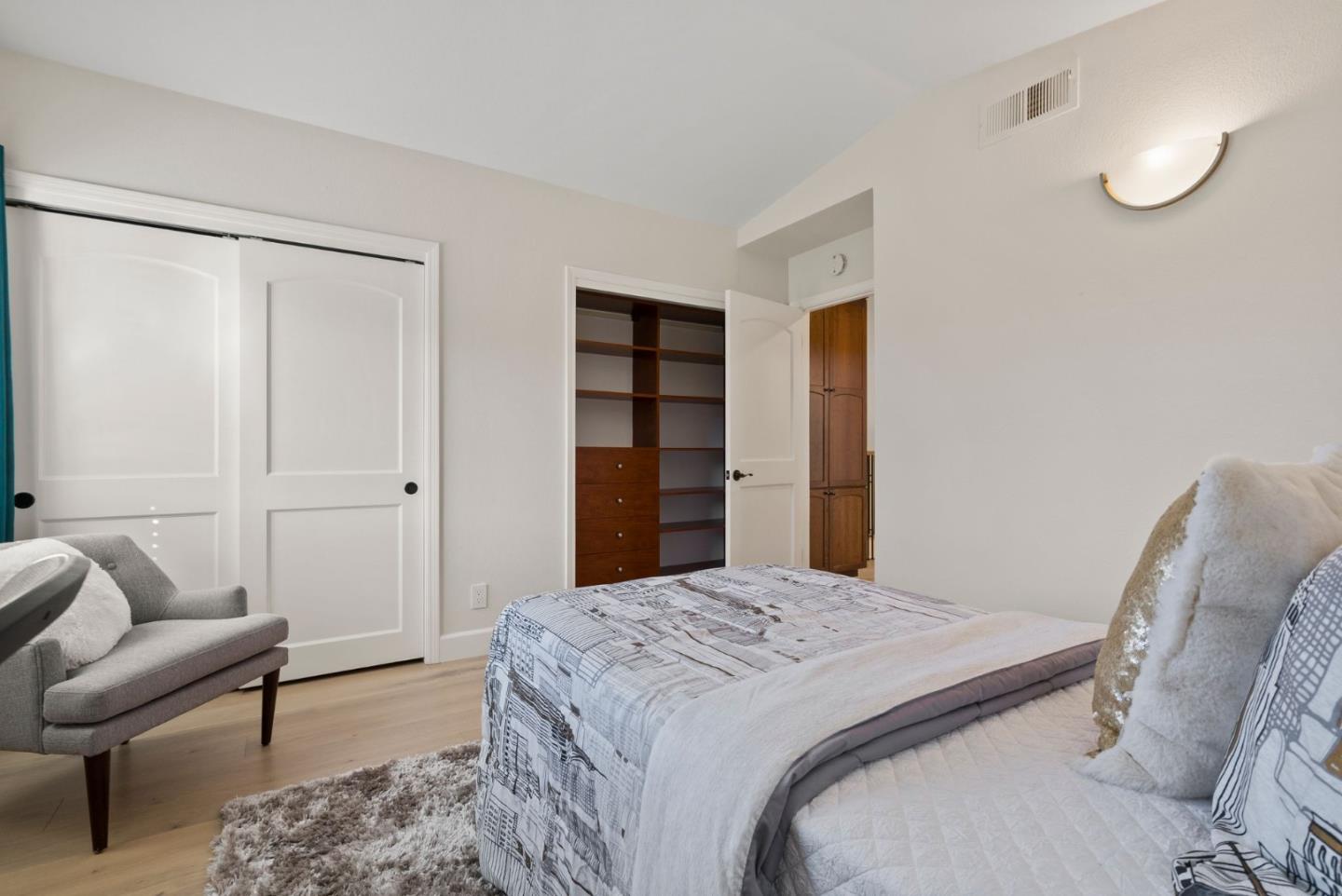 205 Aberdeen DR