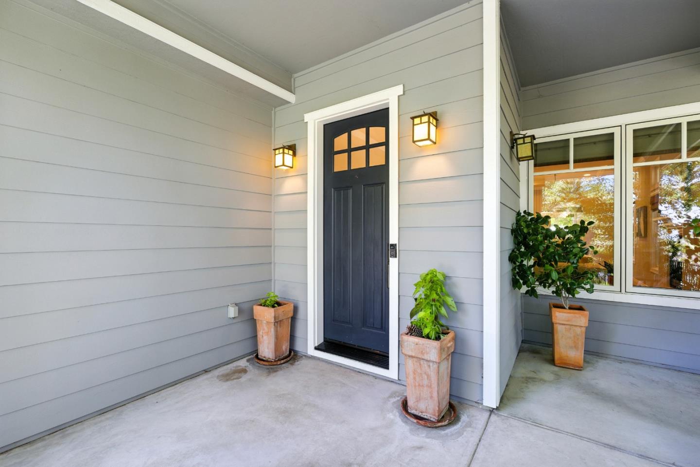 270 Oakview Drive