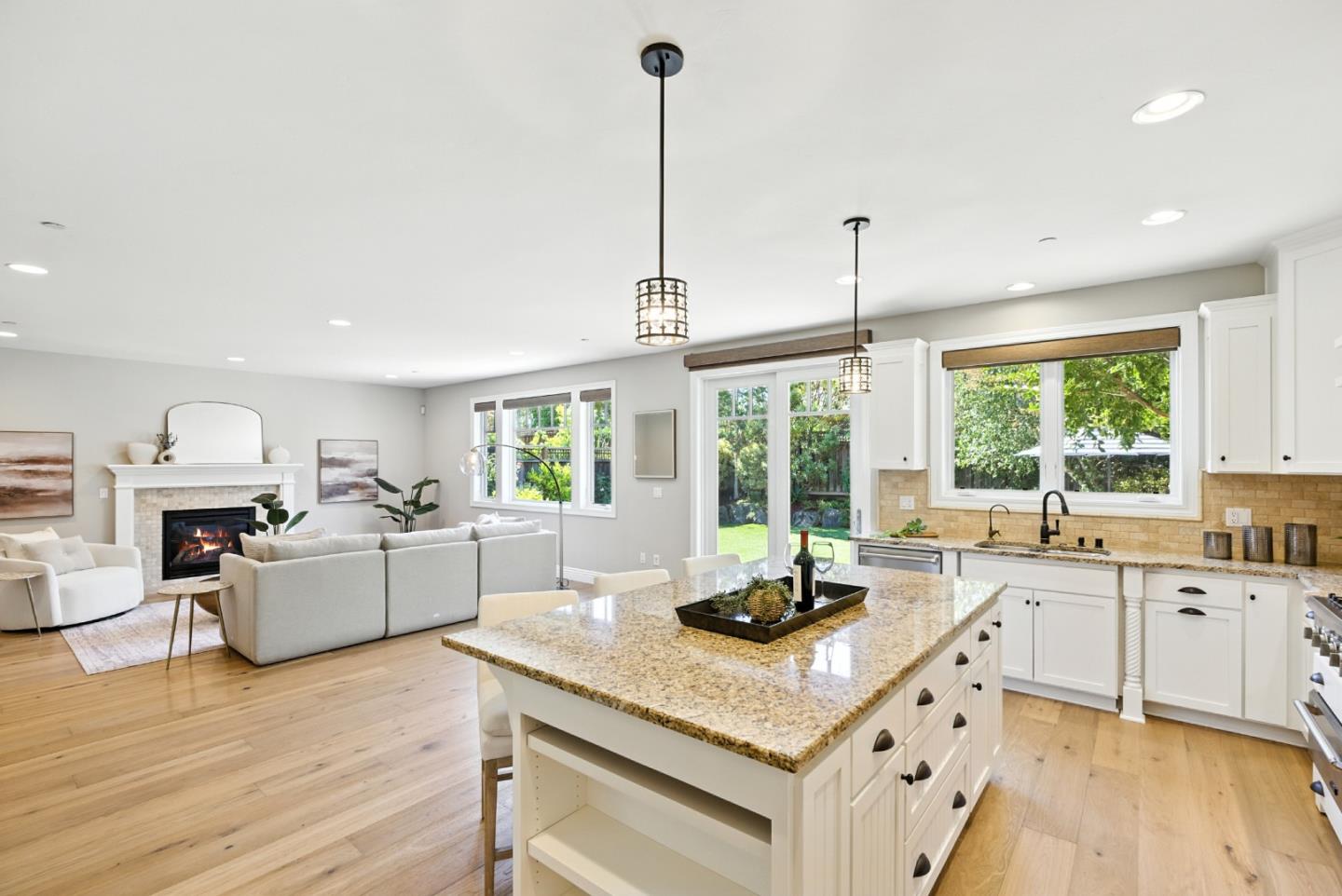 270 Oakview Drive