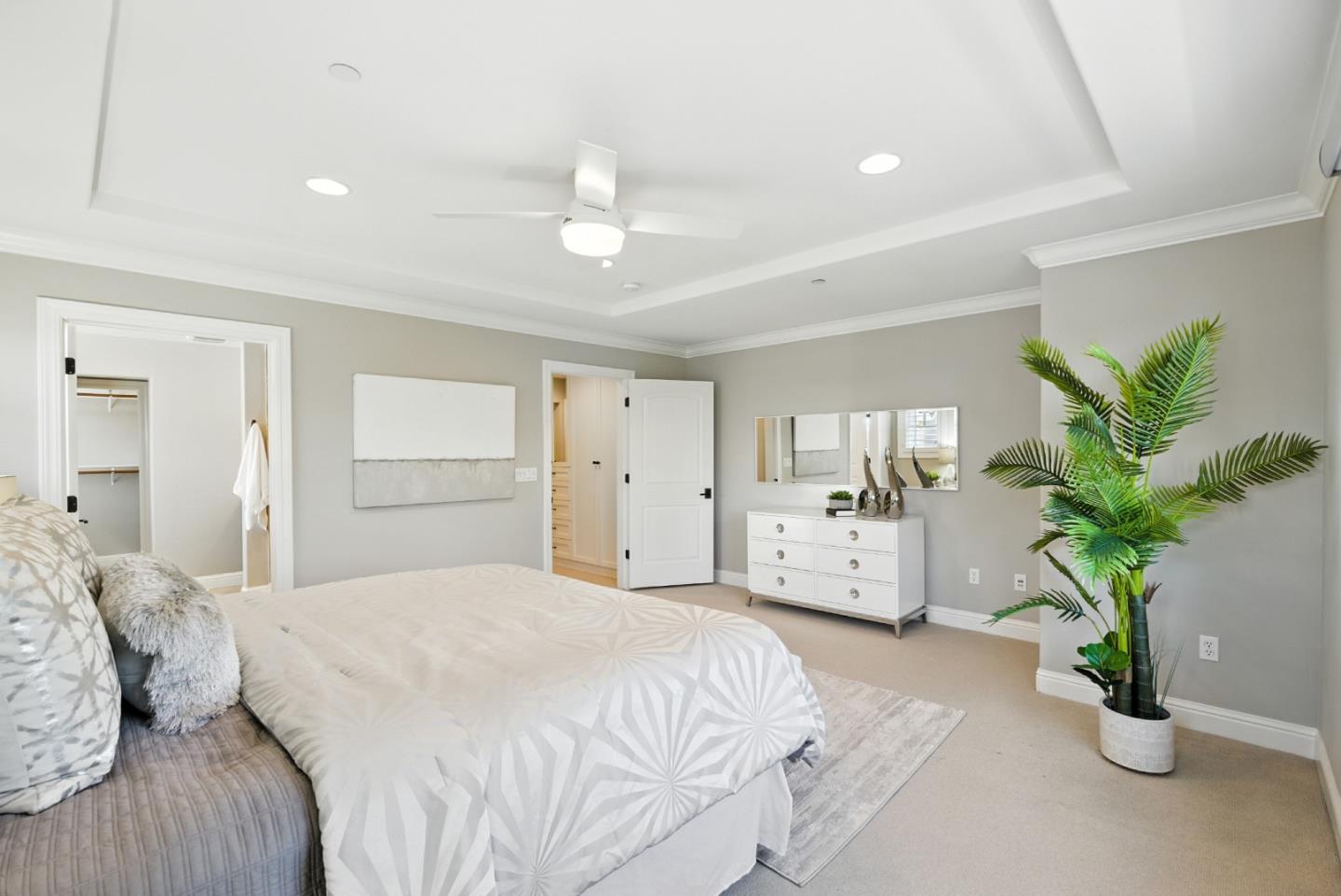 270 Oakview Drive