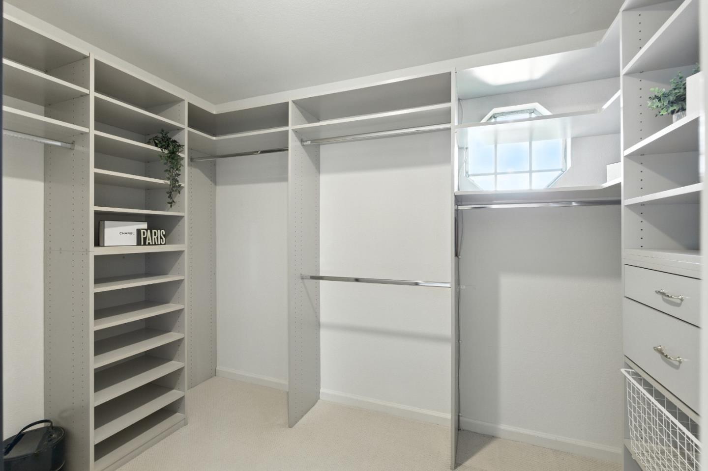 3711 Hamilton Way