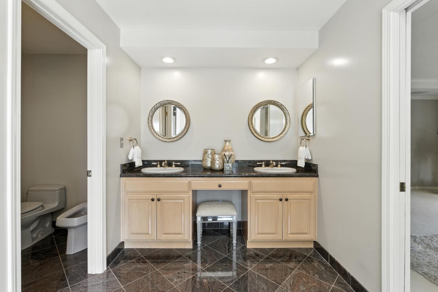 3711 Hamilton Way