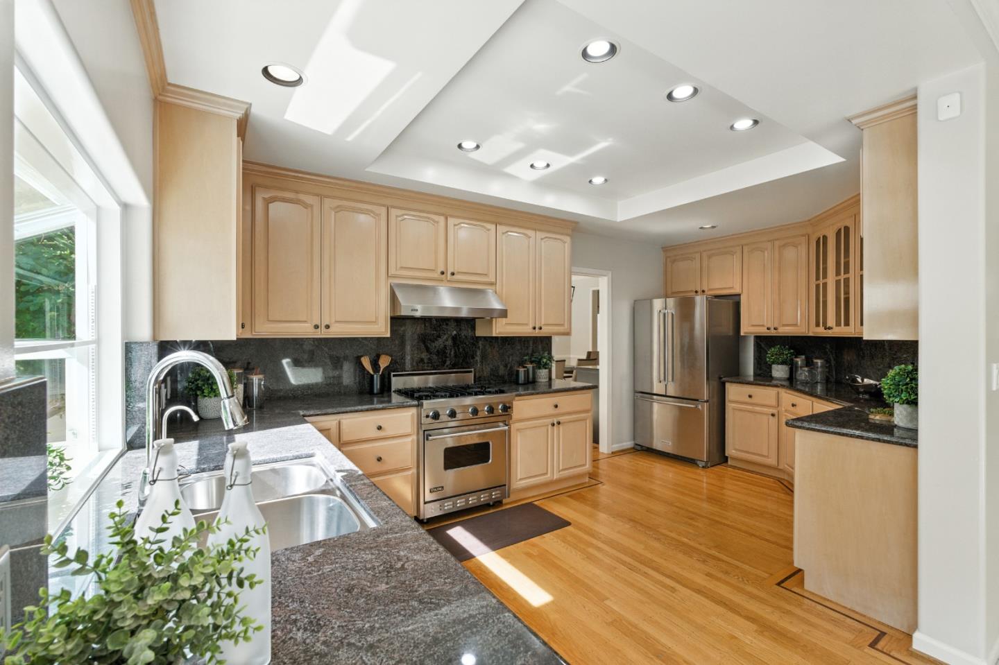 3711 Hamilton Way