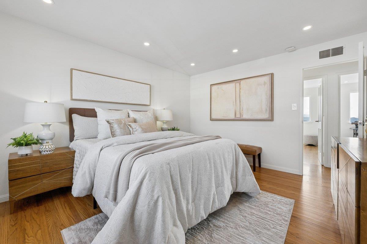 170 Beachview Avenue