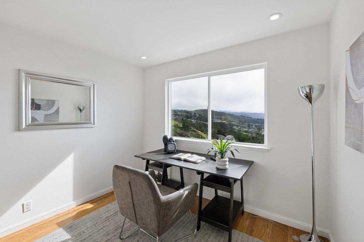 170 Beachview Avenue