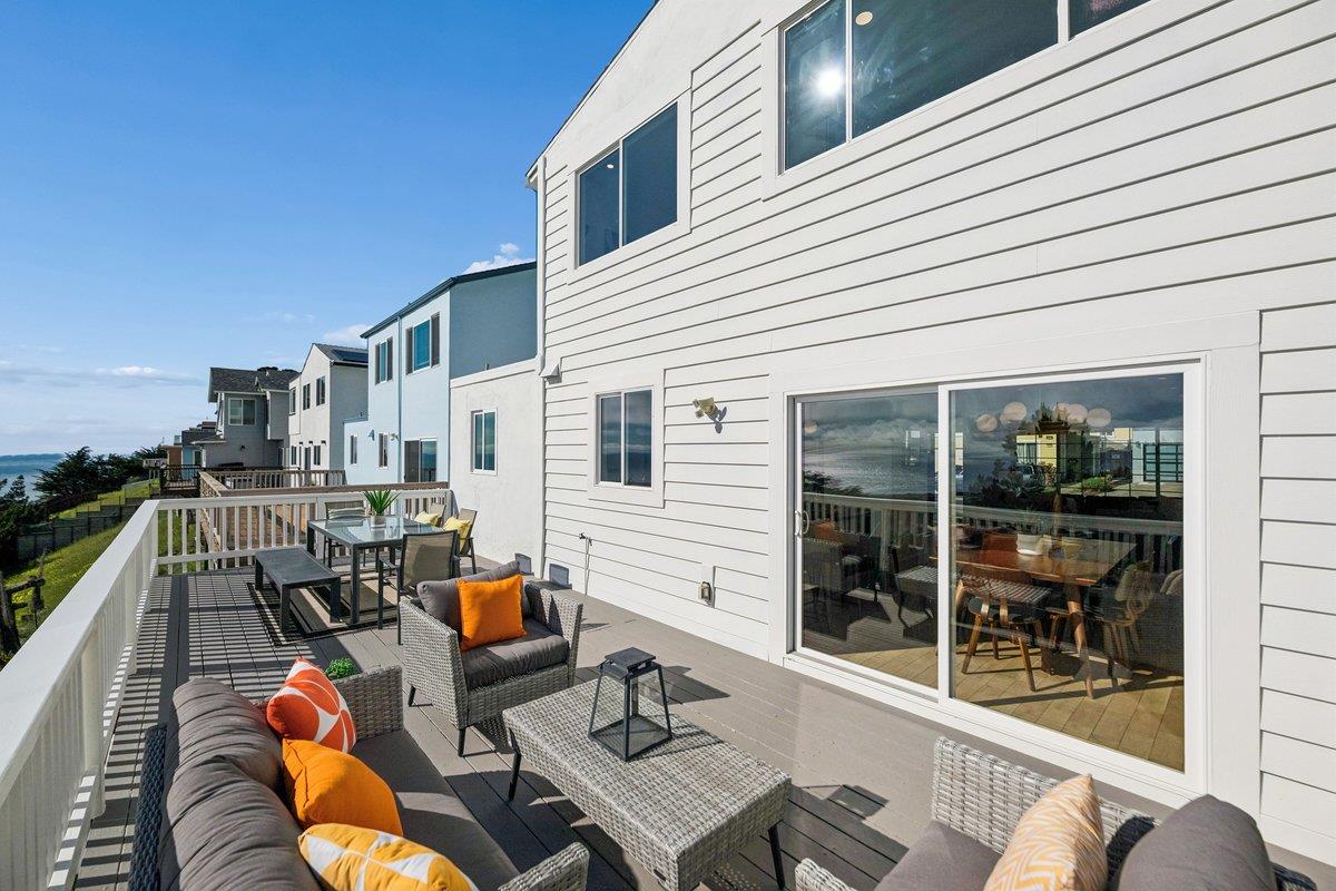 170 Beachview Avenue
