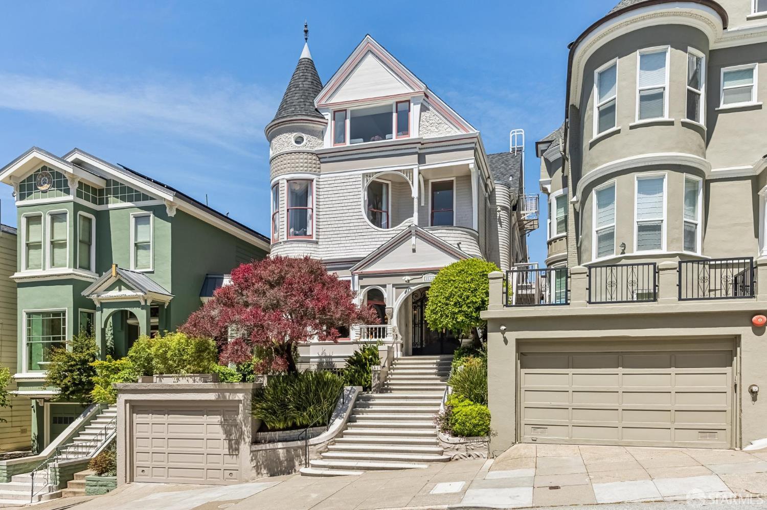 2218 Clay Street