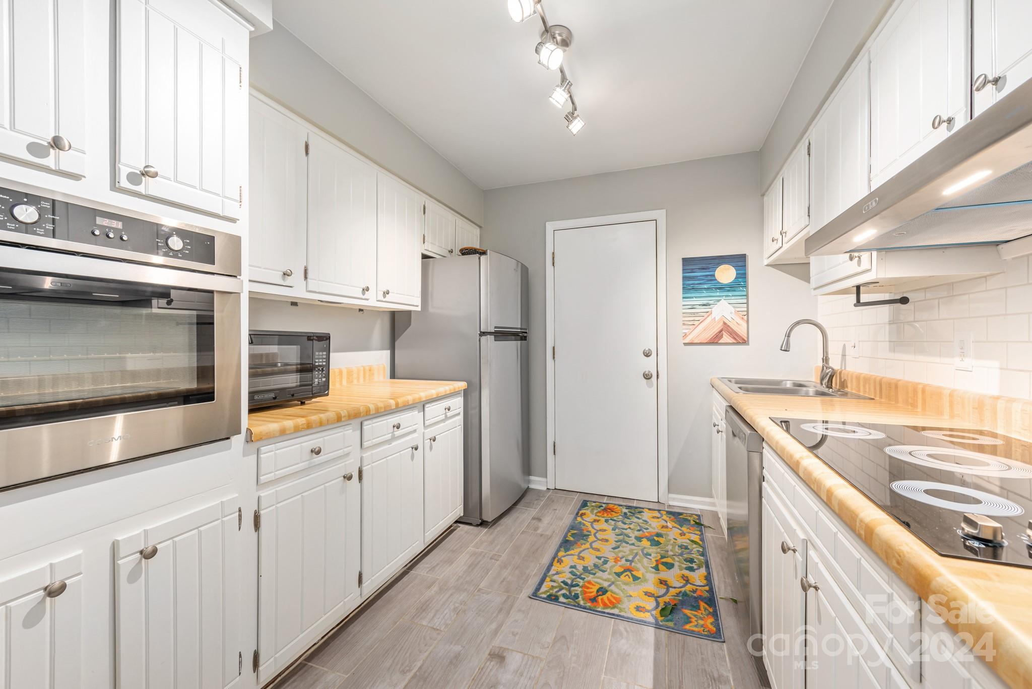 4739 Hedgemore Drive Unit: I