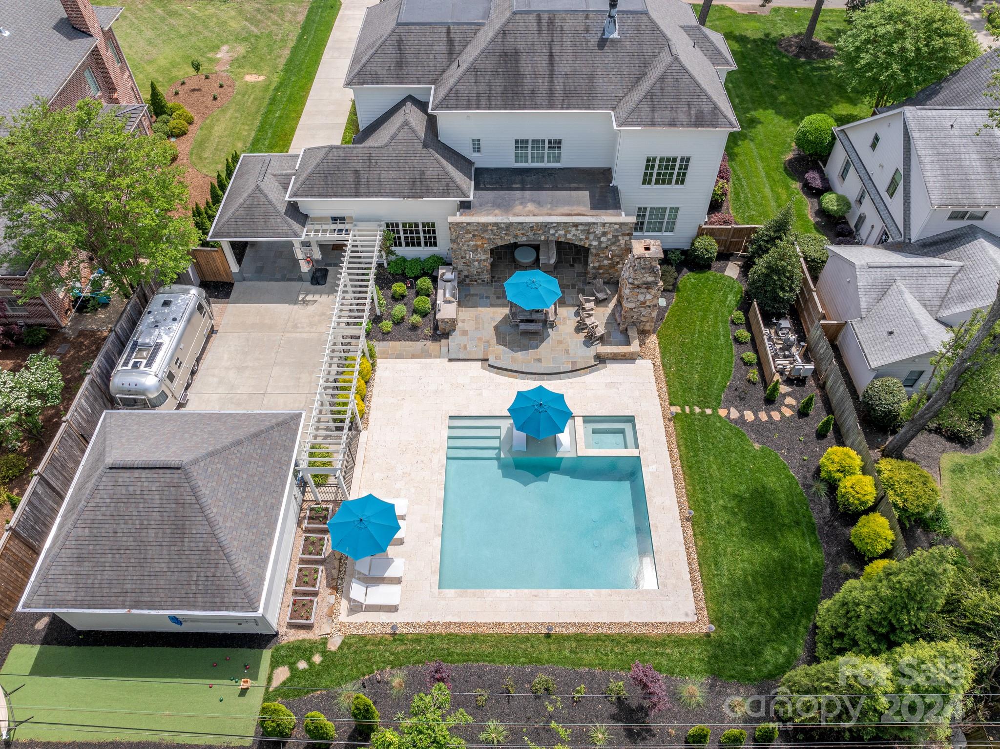 144 S Canterbury Road