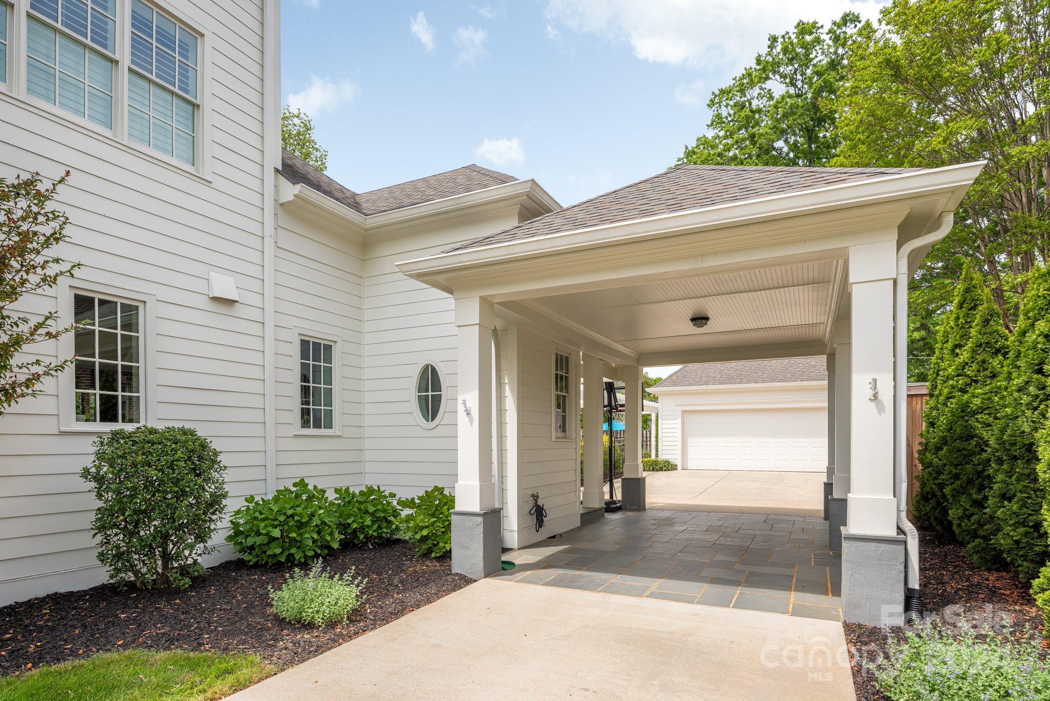 144 S Canterbury Road