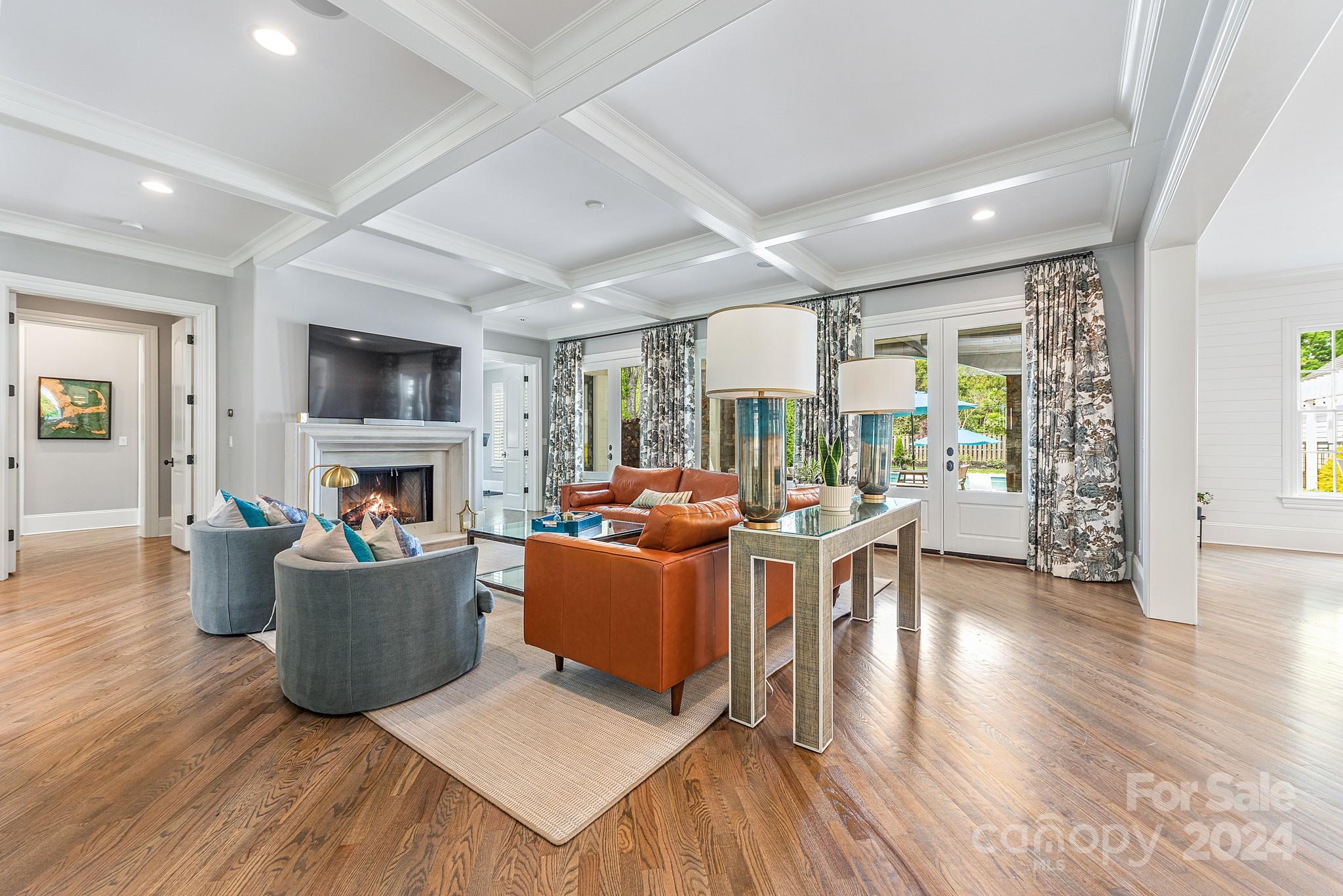 144 S Canterbury Road