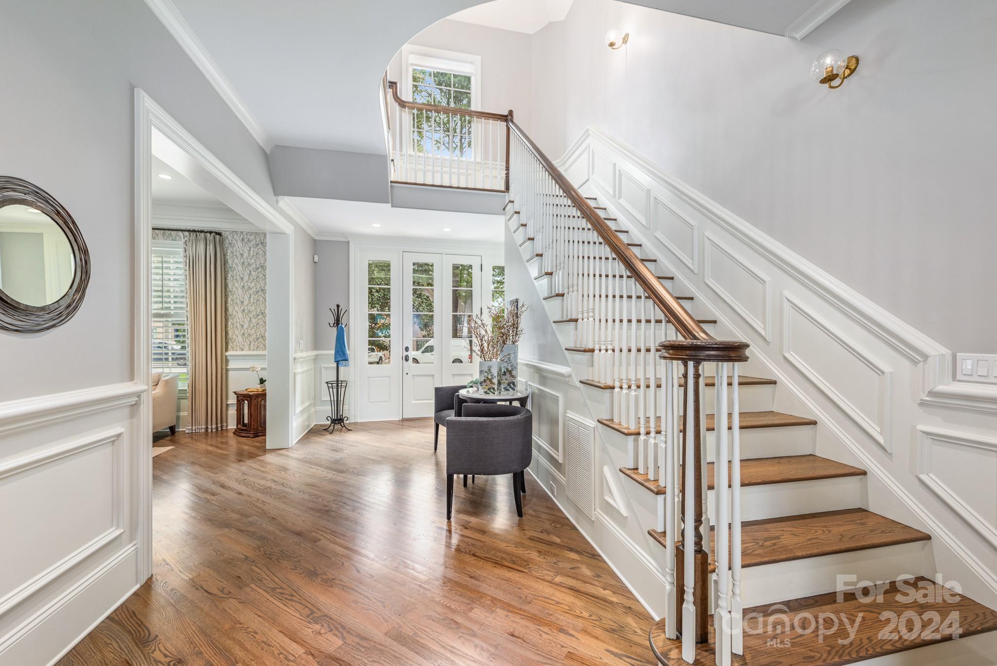 144 S Canterbury Road