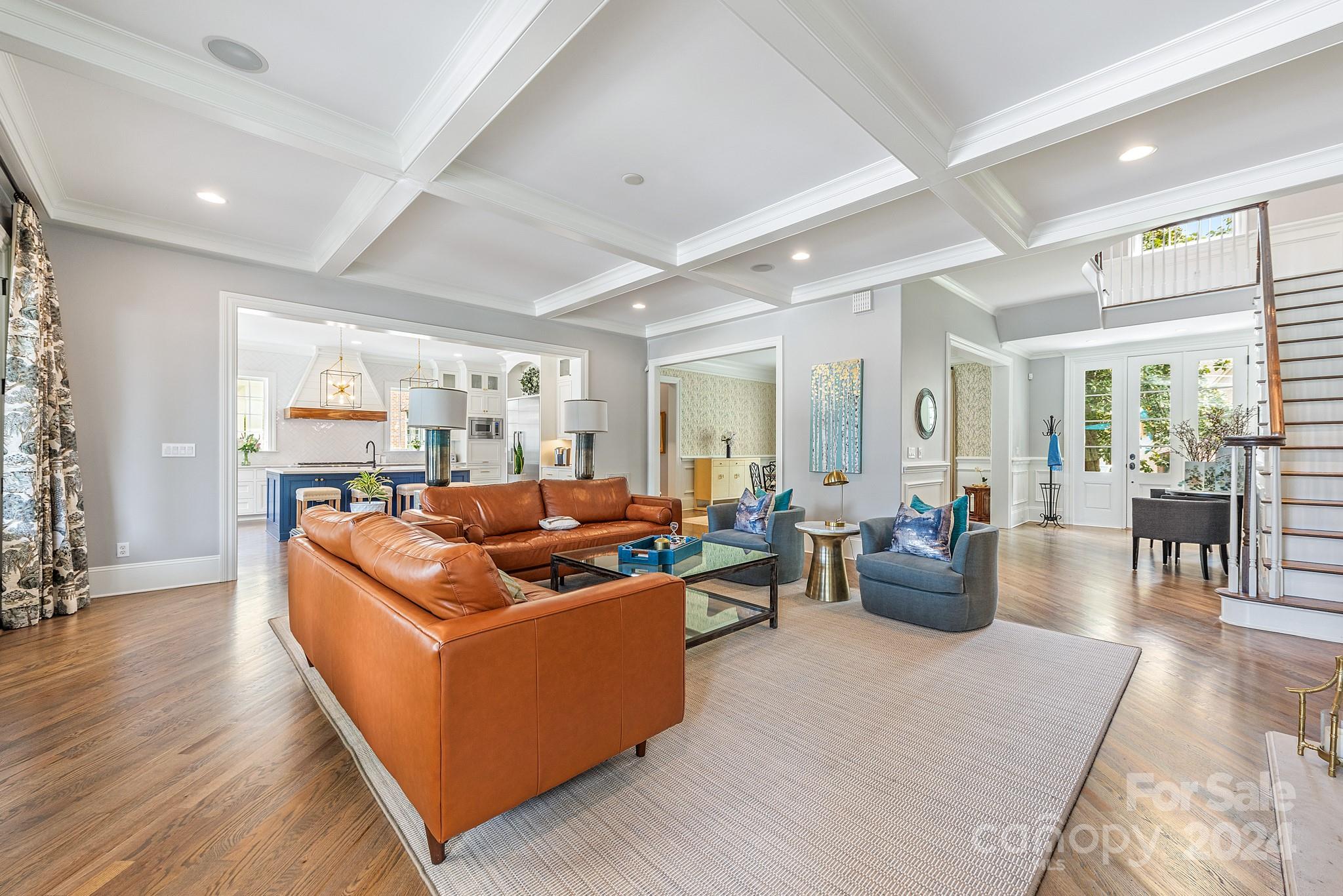 144 S Canterbury Road
