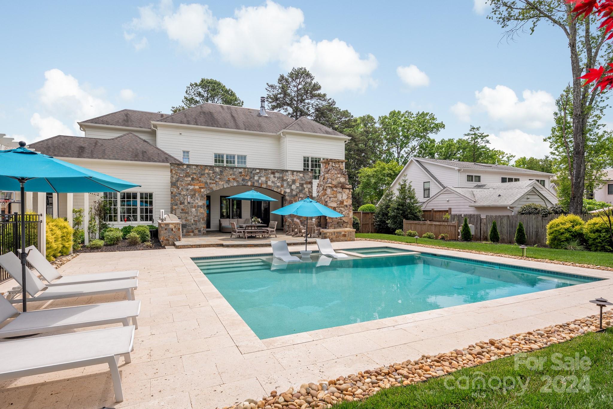 144 S Canterbury Road