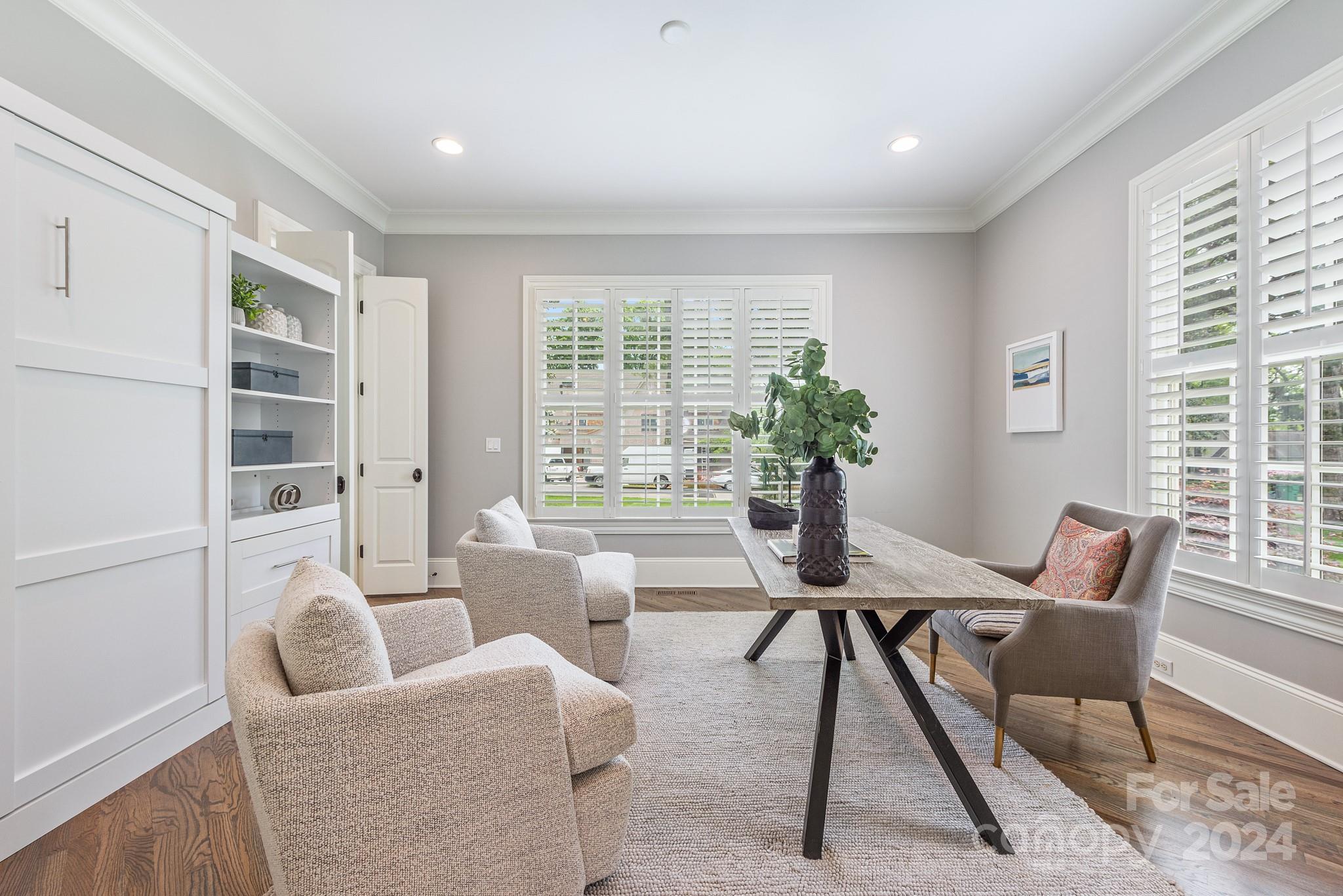 144 S Canterbury Road