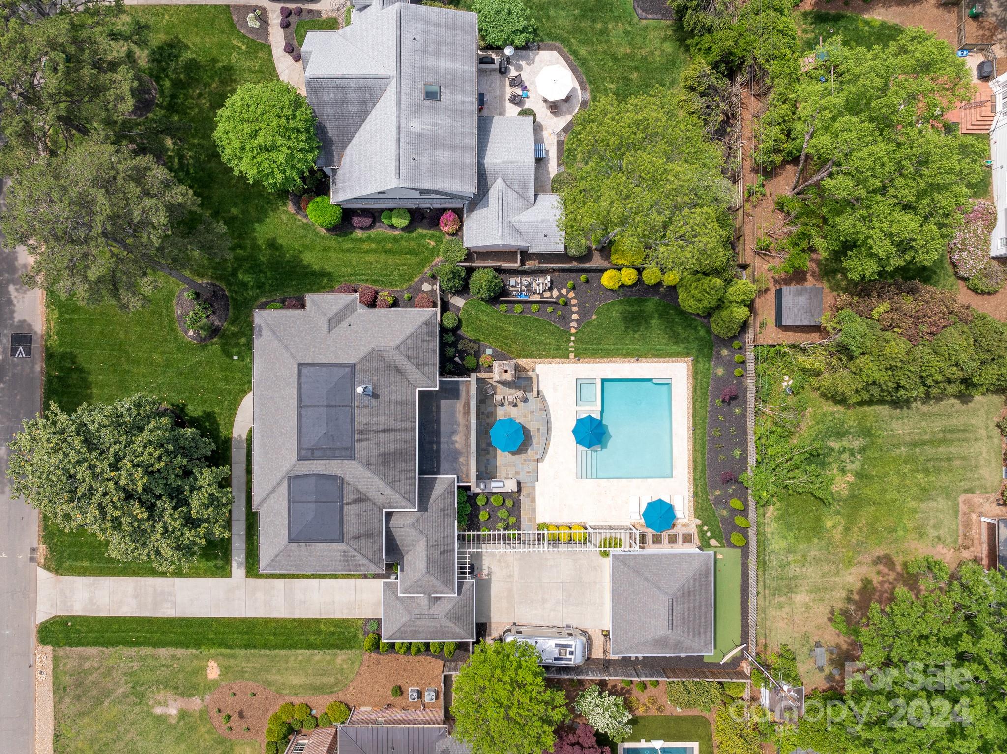 144 S Canterbury Road