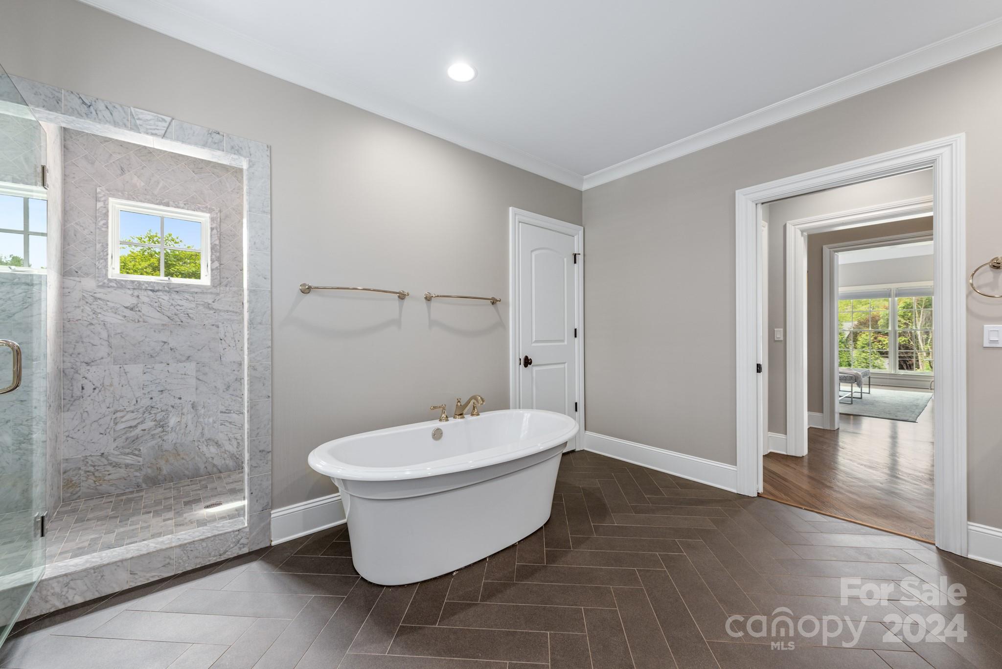 144 S Canterbury Road