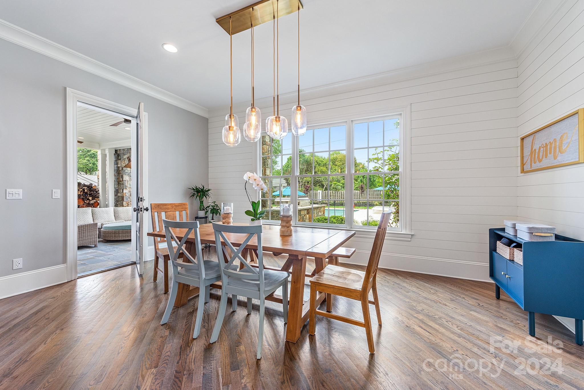 144 S Canterbury Road
