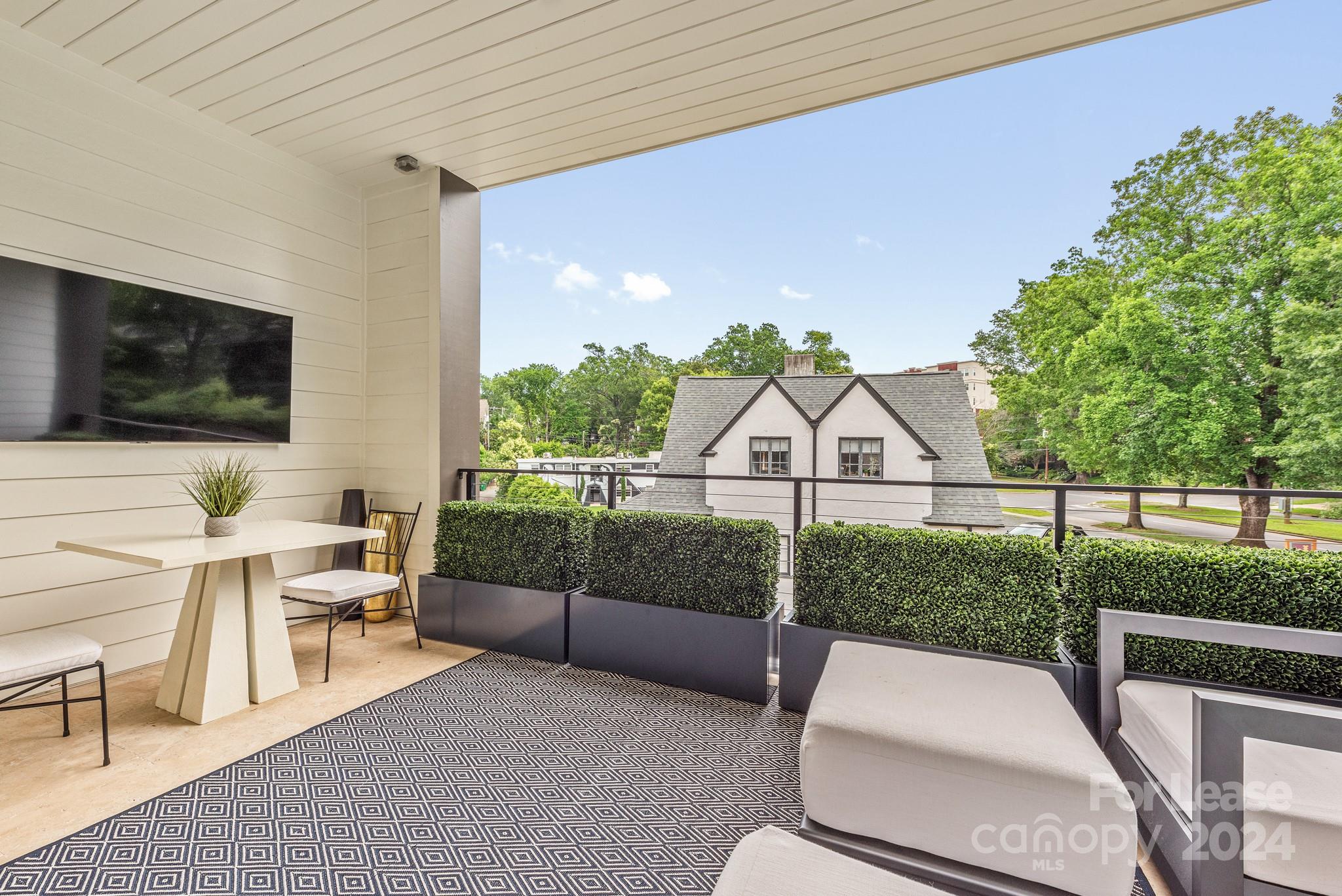 610 Queens Road