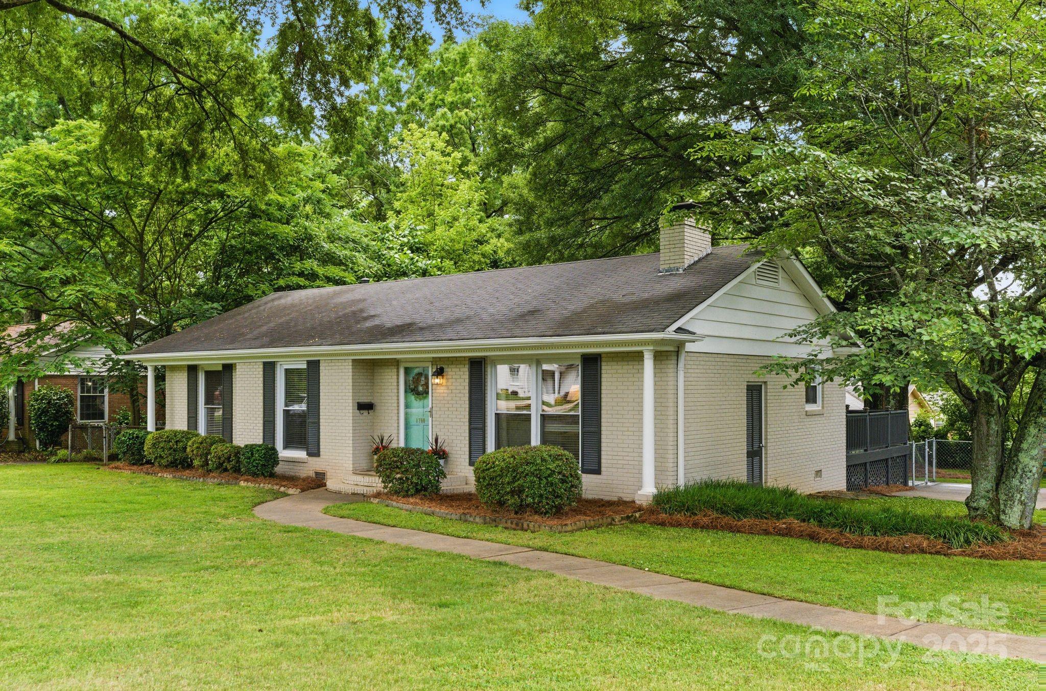 1700 Emerywood Drive